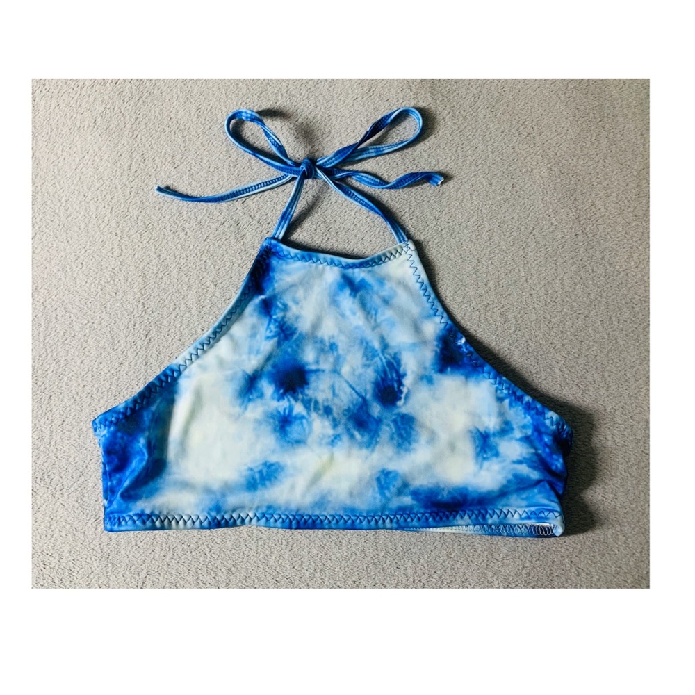 TIE DYE HALTER BIKINI TOP💙